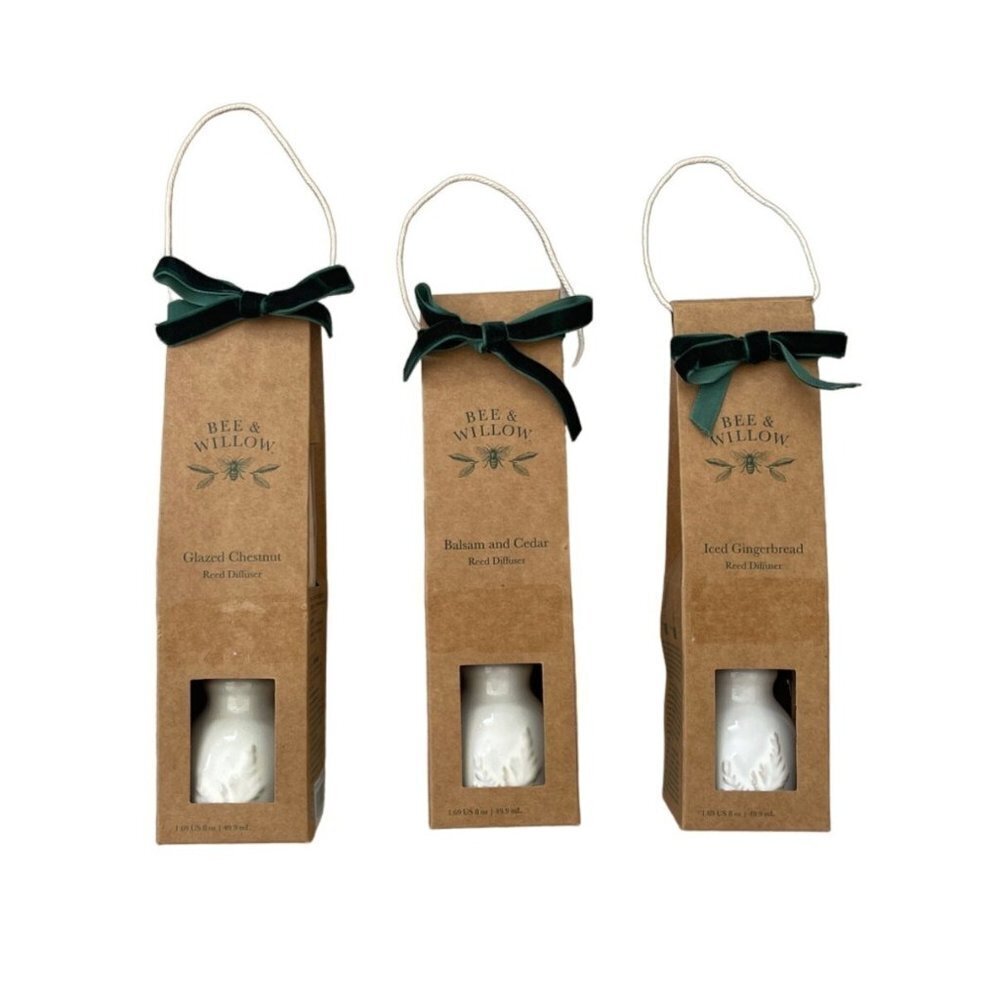 Holiday Branch Reed Diffuser 3 Piece Gift Set Embossed Ceramic Bee & Willow NEW